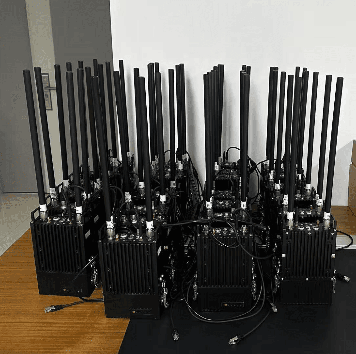 某部队便携式装备采购交付